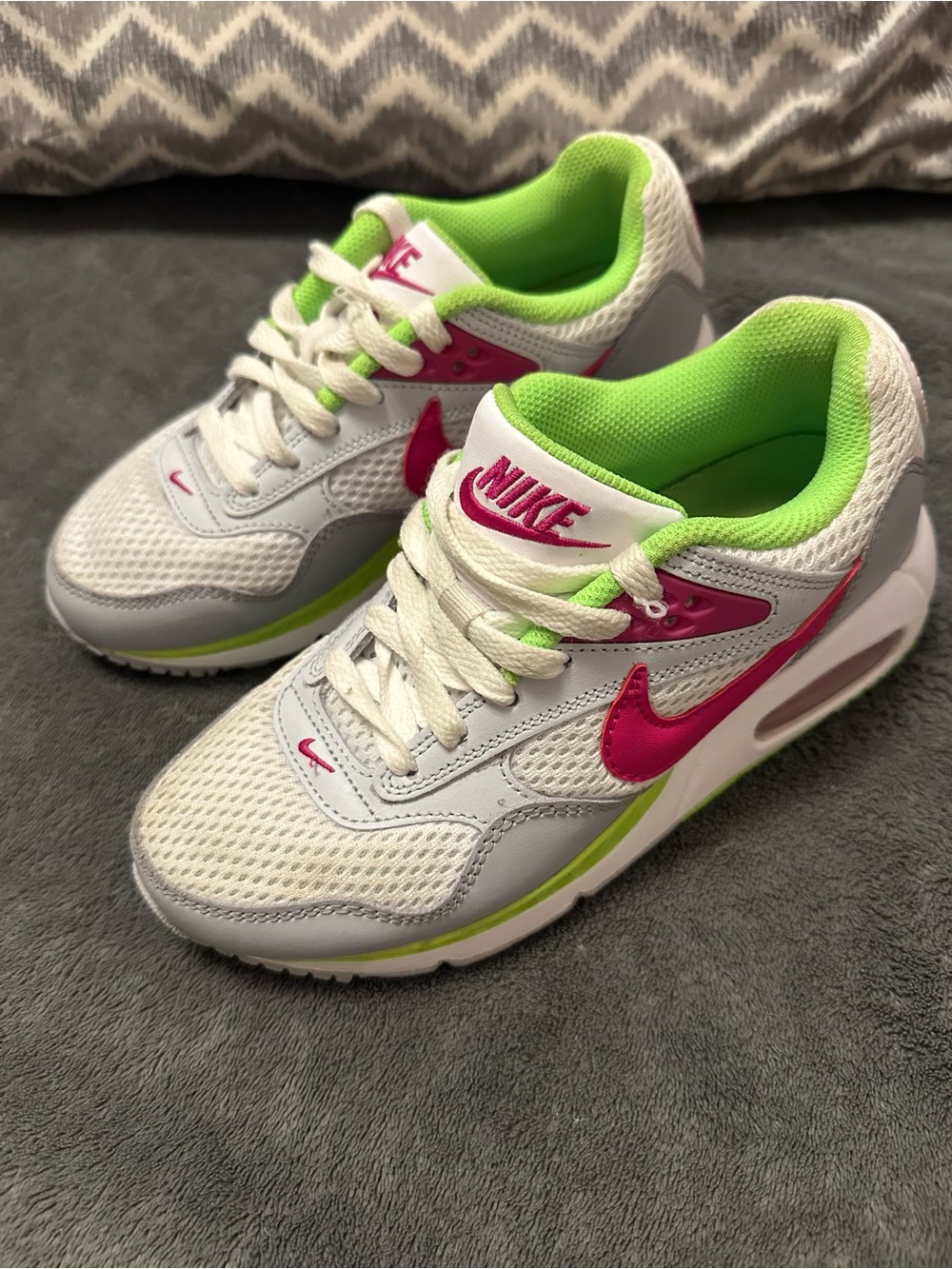 Nike Women’s White Mesh Sneakers with Pink Swoosh and Lime Lining